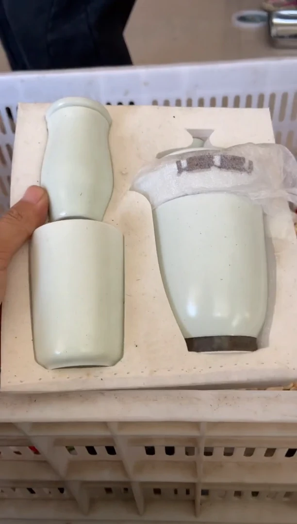 杯子瓷无运费险有瑕疵的摄影的产品有使用过的痕迹有点脏介意勿拍