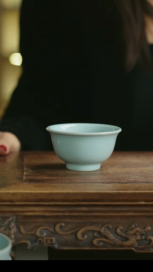 杯子天青压手杯..