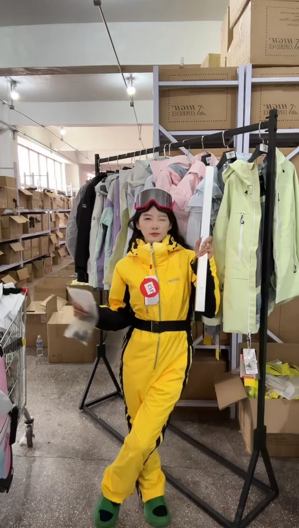 聚酯纤维c72     连体服