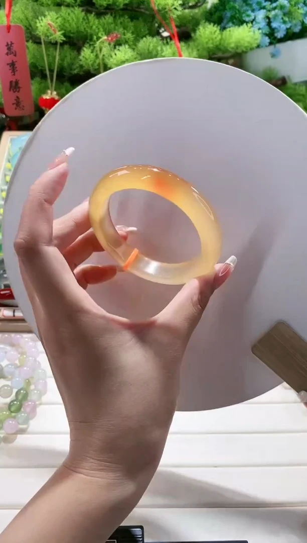 玛瑙/玉髓手镯未镶嵌23-56