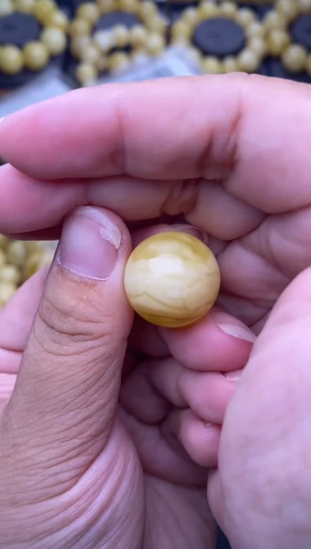 裸石琥珀未镶嵌 星筠珠宝优选103