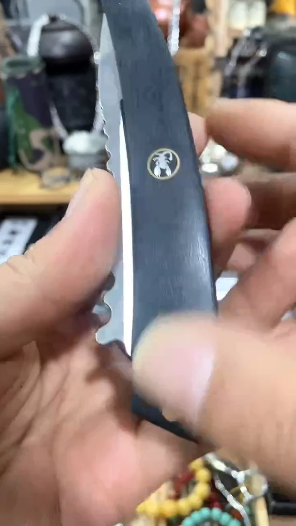 瓷片闪购商品  如图所示