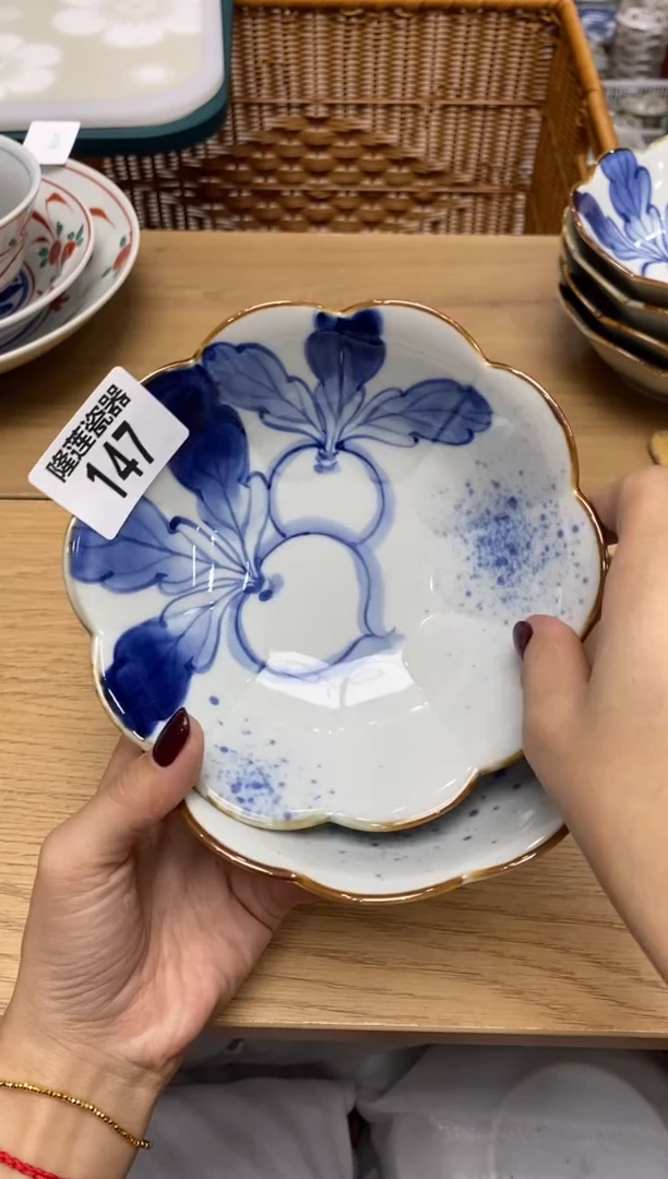 瓷片用****4瓷器之美，尽在隆莲。