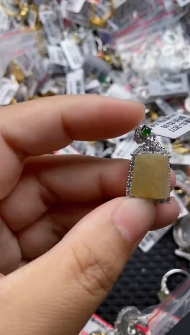 翡翠戒指银S925镶嵌9999     2