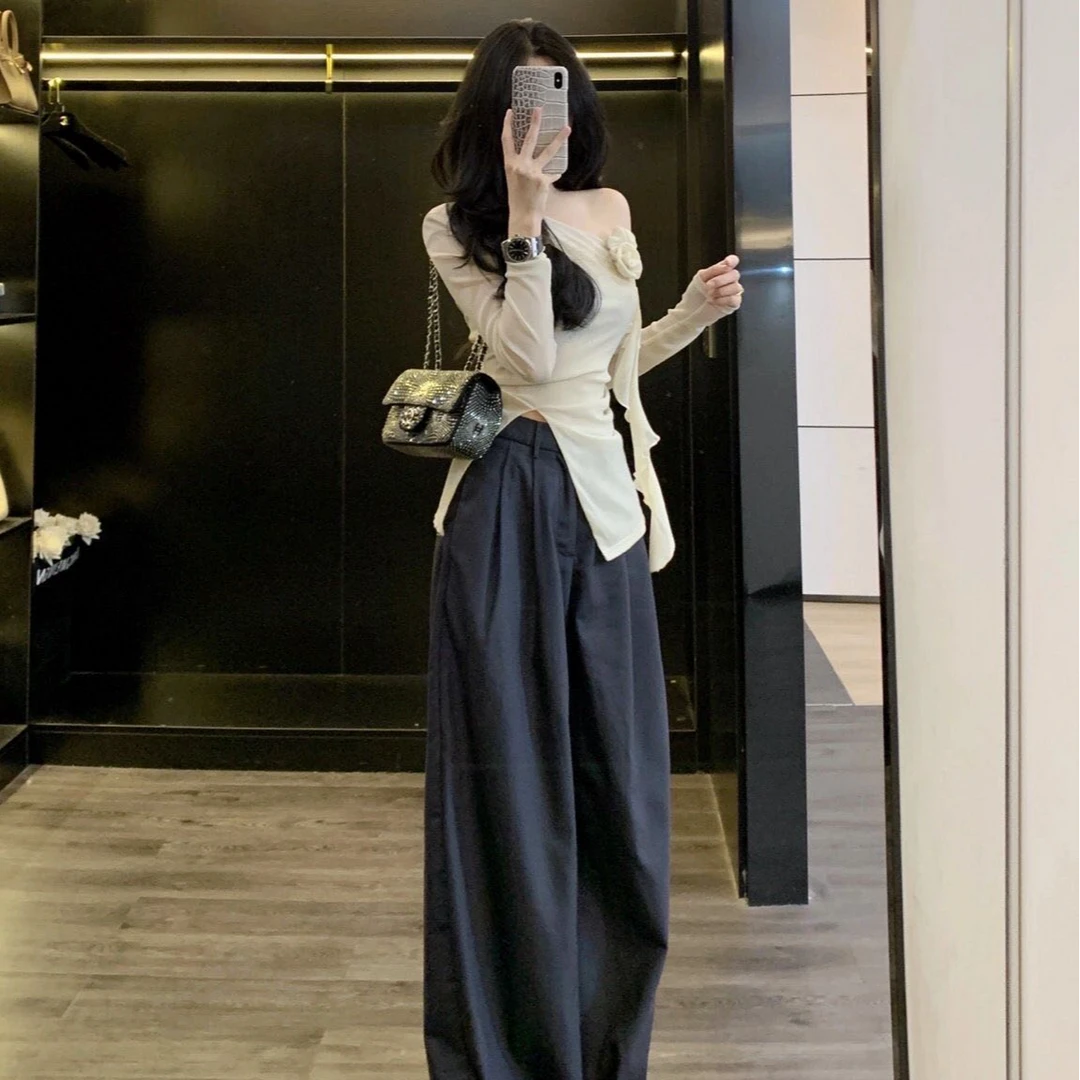 早秋chic上衣2025新款法式设计感修身显瘦气质小衫露肩针织衫上衣