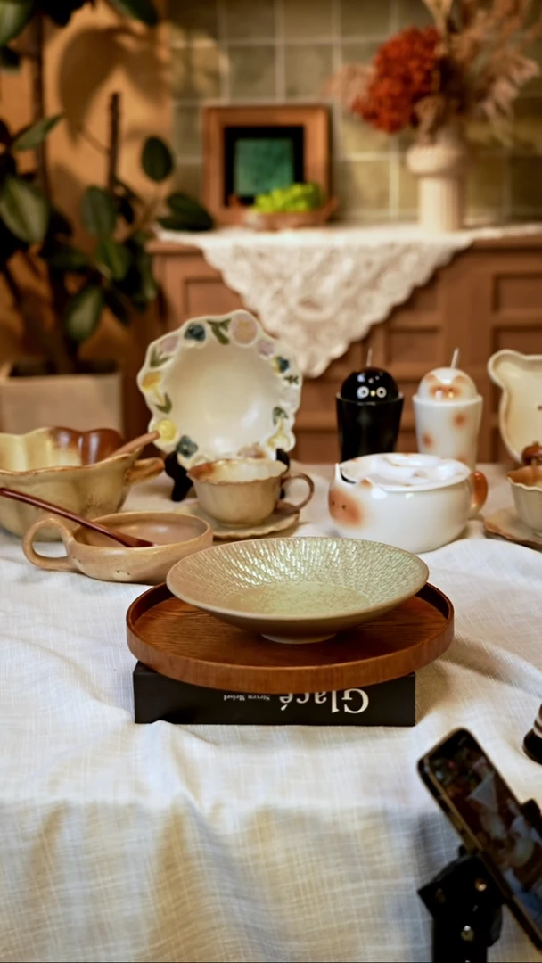 瓷8.5寸鳞云斗笠碗