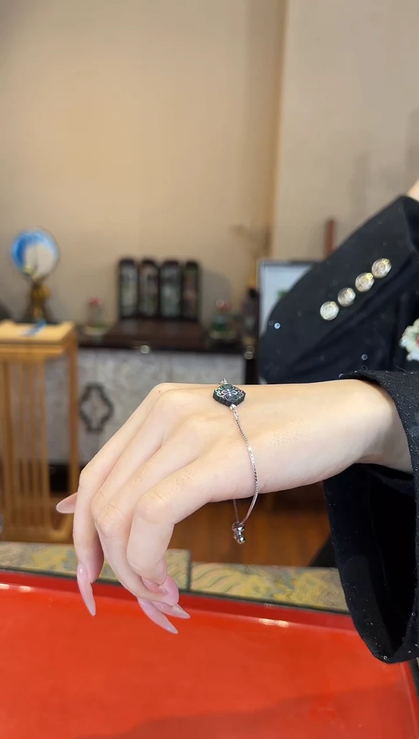 刺绣螺钿手链柿蒂纹