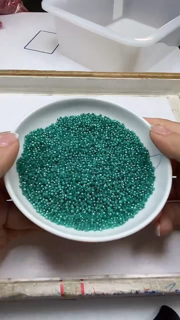 散珠天然锆石未镶嵌M620湖水绿切面2mm100颗9.9元
