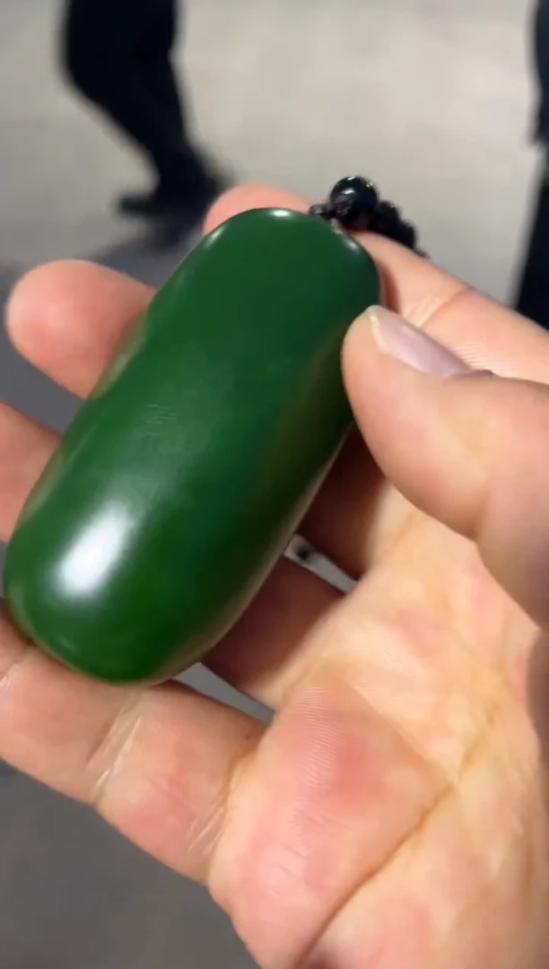 未镶嵌和田玉挂件2