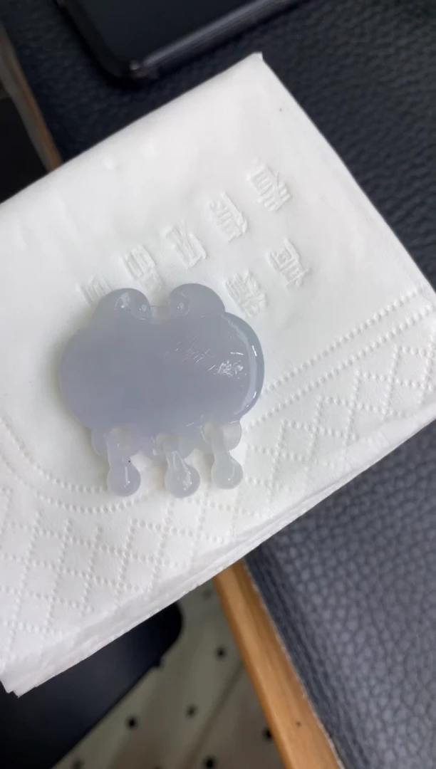 未镶嵌定制翡翠锁包