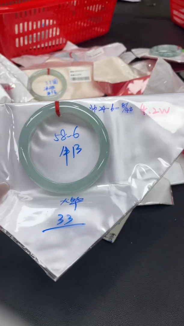 未镶嵌手镯翡翠翡翠手镯