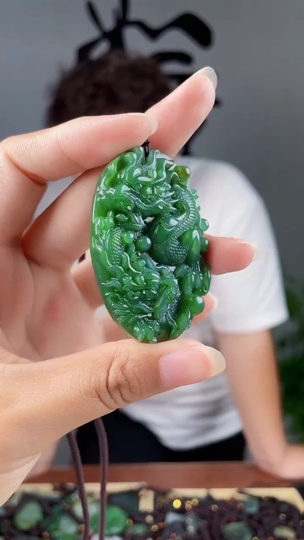和田玉未镶嵌颈饰拍一发一，多样性发货