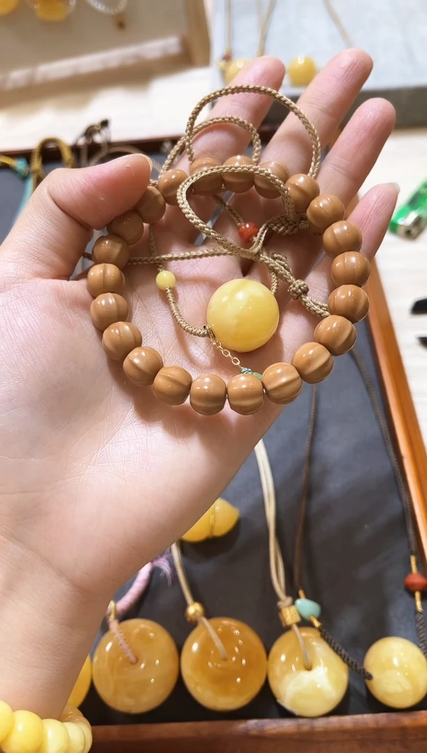 把件非洲紫檀（红花梨）路***0鲨鱼背