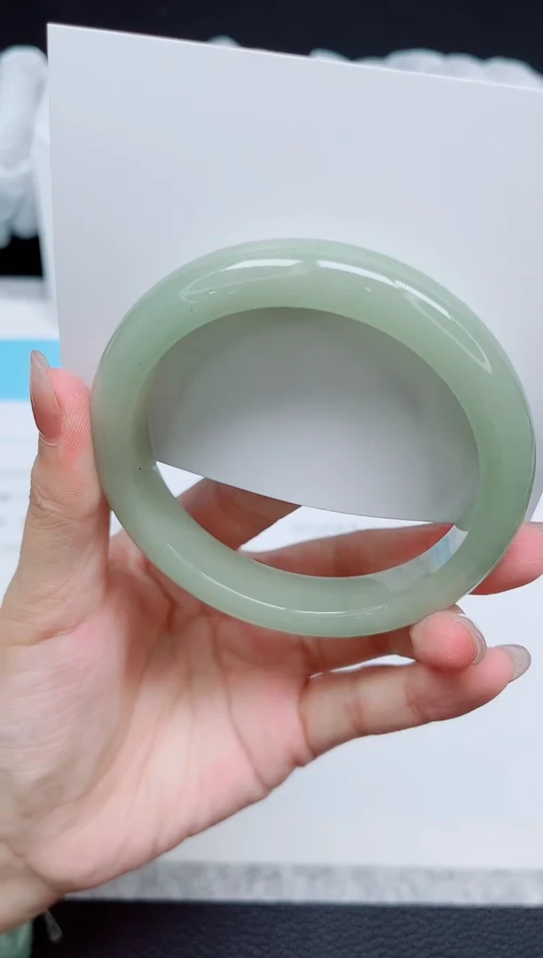 未镶嵌手镯石英质玉26-58.1