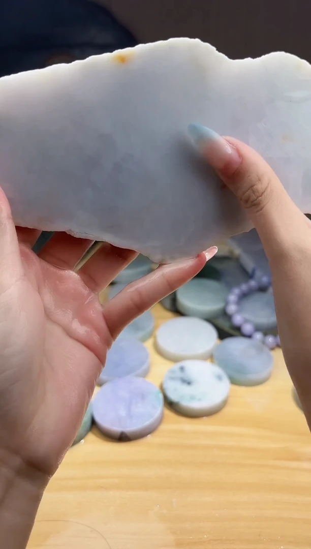 翡翠未镶嵌颈饰翡翠A货 温谭572