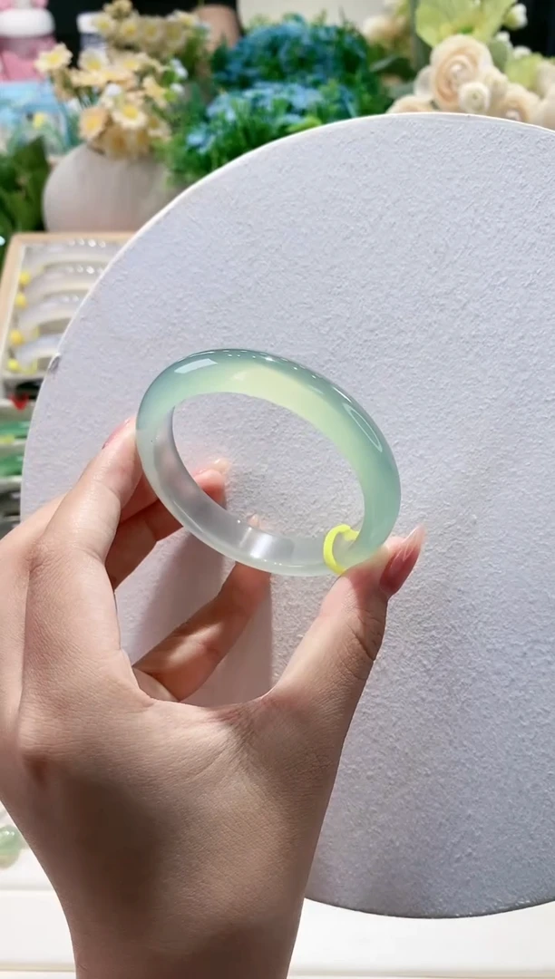 玛瑙/玉髓手镯未镶嵌130-52.4