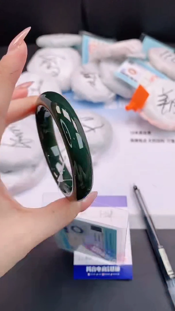 未镶嵌手镯和田玉H119+56