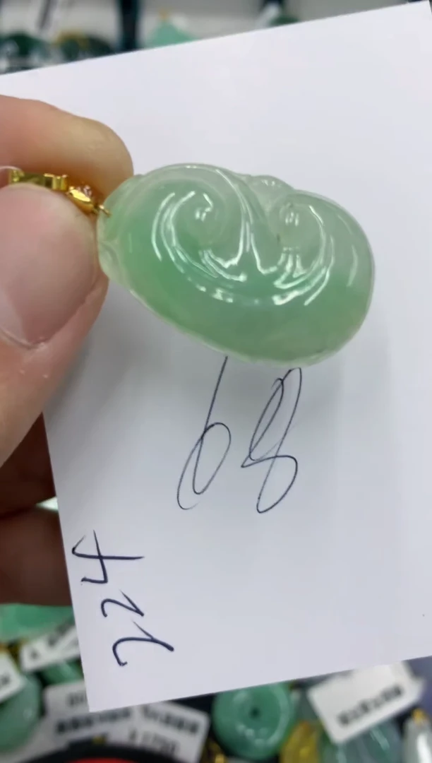 【闪购商品】翡翠颈饰未镶嵌翡翠