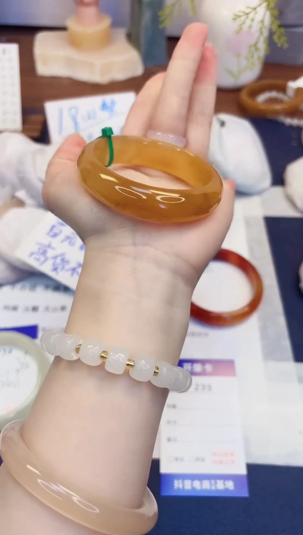 【闪购商品】石英质玉手镯未镶嵌235-财气镯-圈口54