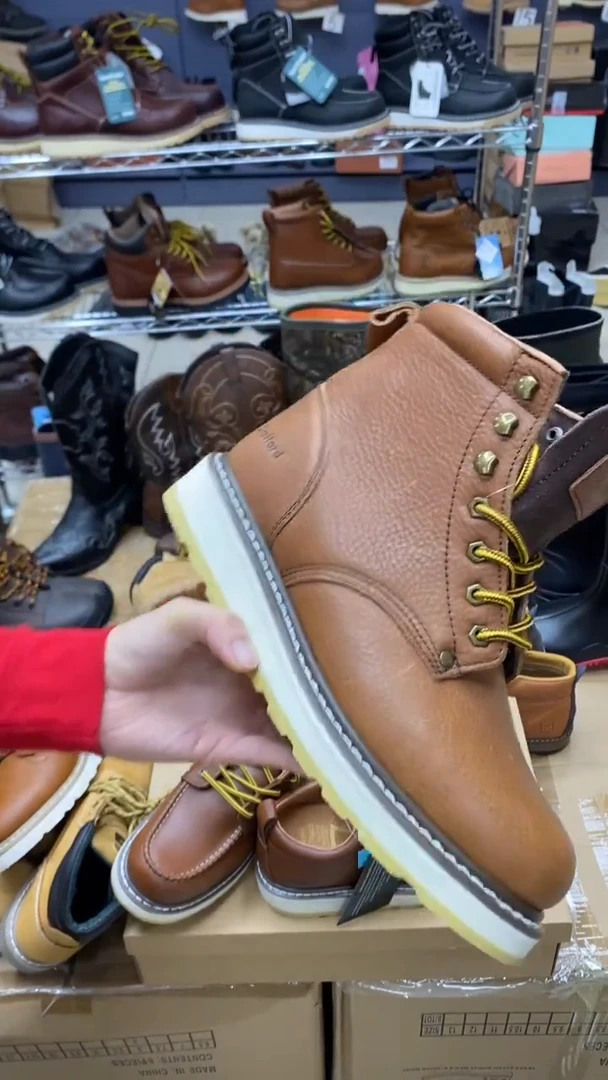 牛皮44码，84984 ，皮鞋码，工装靴 默认瑕疵