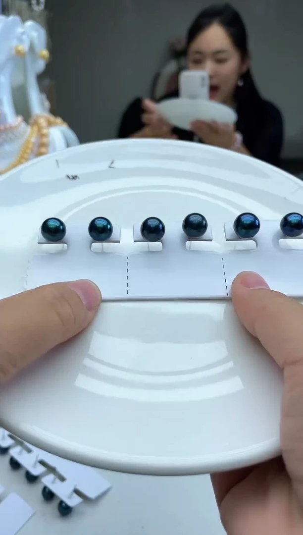 孔雀绿 耳钉10mm+