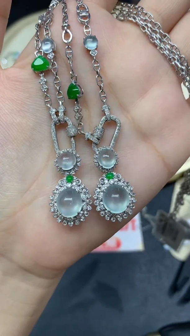 套链18K金镶嵌翡翠套链多样性发货一件A349|19800