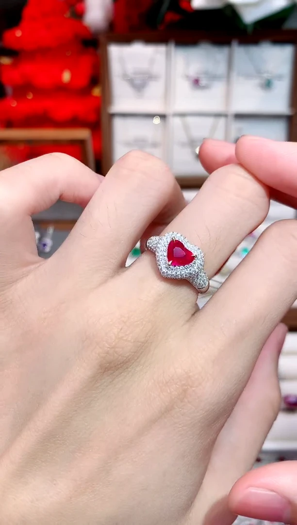 18K金镶嵌戒指红宝石1.1ct/天然宝石/七天无理由
