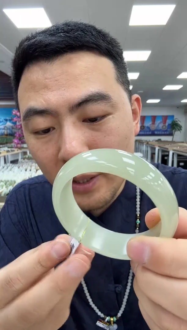 未镶嵌手镯和田玉58  272