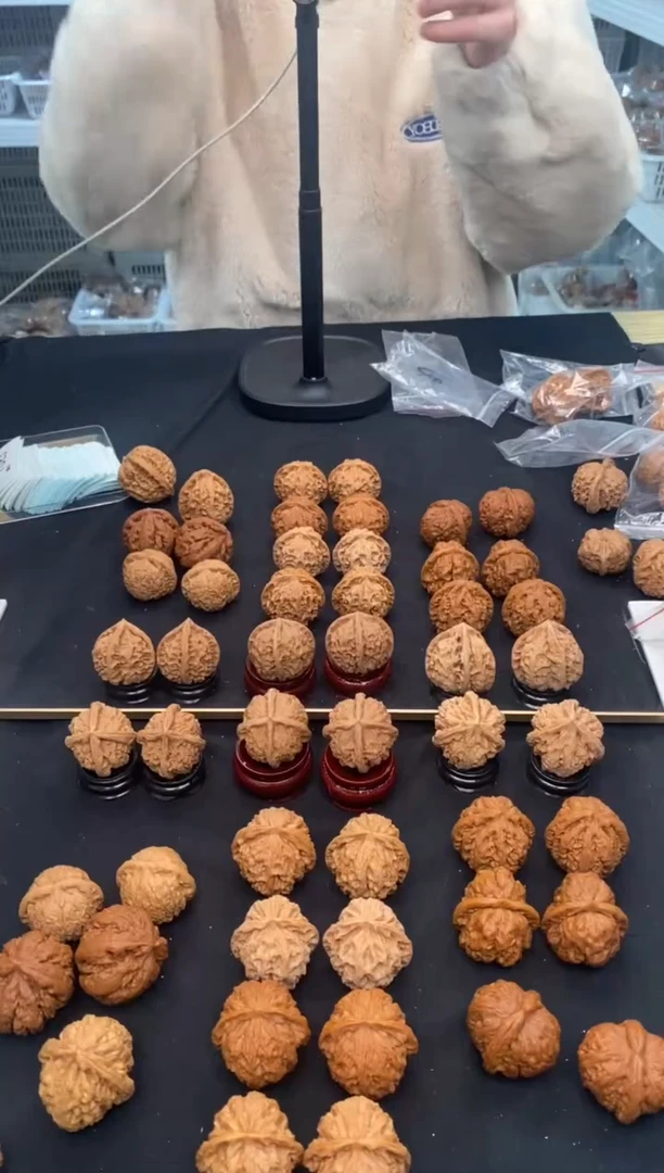 【闪购商品】文玩核桃把件苹果园40