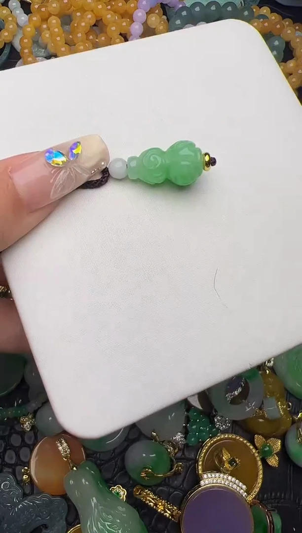 翡翠未镶嵌颈饰天然缅甸翡翠吊坠