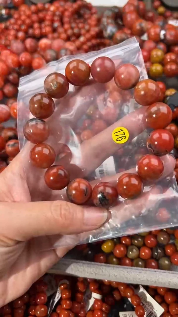南红玛瑙手串未镶嵌1