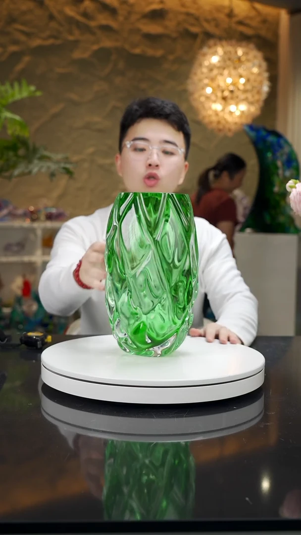 手工艺品琉璃祖母绿菱格花瓶