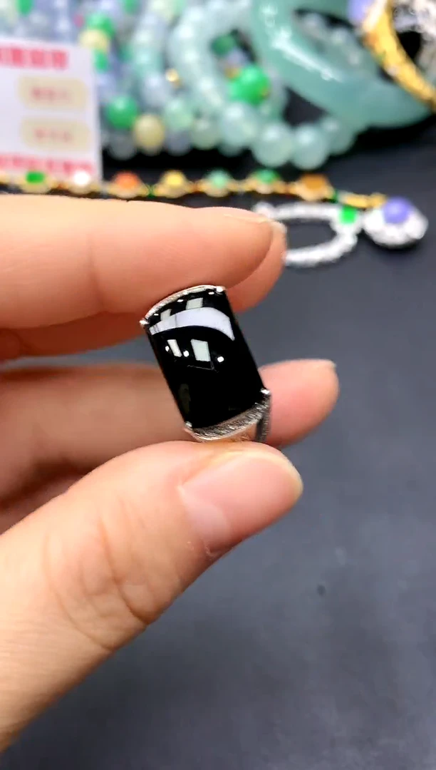 18K金镶嵌戒指翡翠297-中国好珍宝