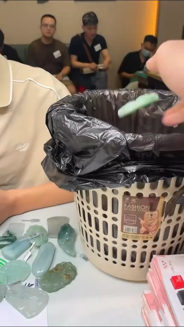 定制翡翠未镶嵌悦***~-毛货-不退不换-