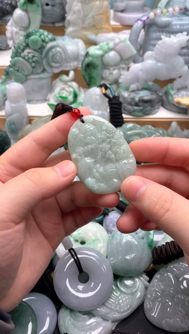 吊坠(不含链)未镶嵌翡翠1