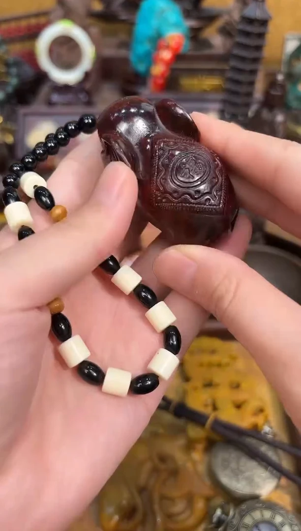 檀香紫檀（小叶紫檀）11业业业业业业业业