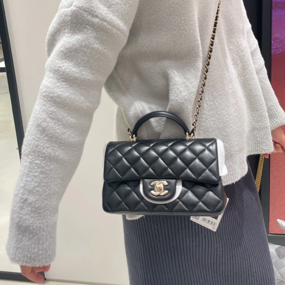 全新未使用 Chanel/香奈儿 青奢荟/手柄大迷你斜挎包/25年/67115