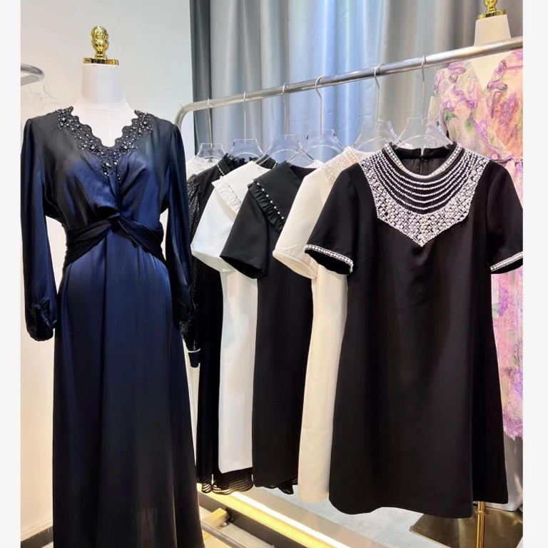 【编号045】时尚精品样衣