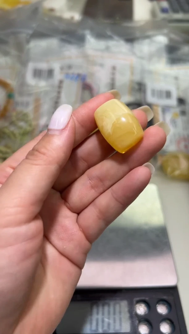 裸石琥珀未镶嵌琥珀蜜蜡吊坠