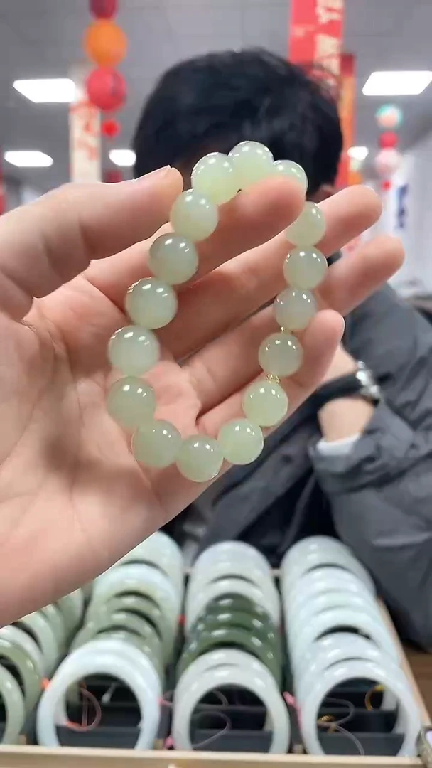 【闪购商品】和田玉手链未镶嵌翠胶猫卡12手串一条