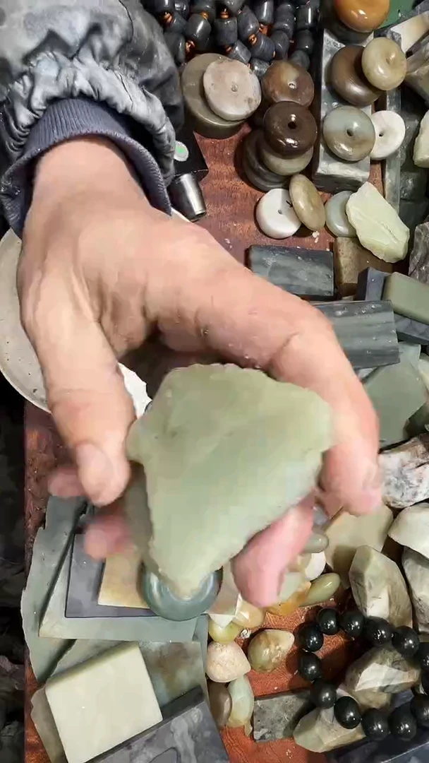 未镶嵌和田玉珠宝半成品1