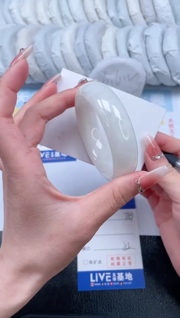 【闪购商品】和田玉手镯未镶嵌T159-52