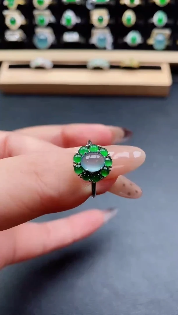 银S925镶嵌戒指翡翠1