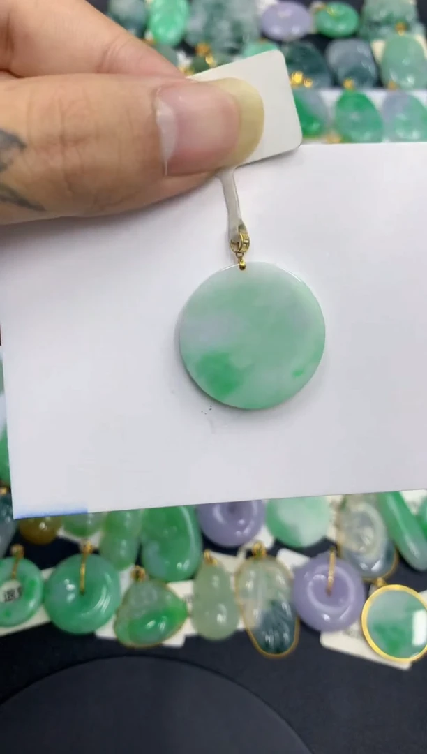 翡翠未镶嵌颈饰缅甸翡翠A货