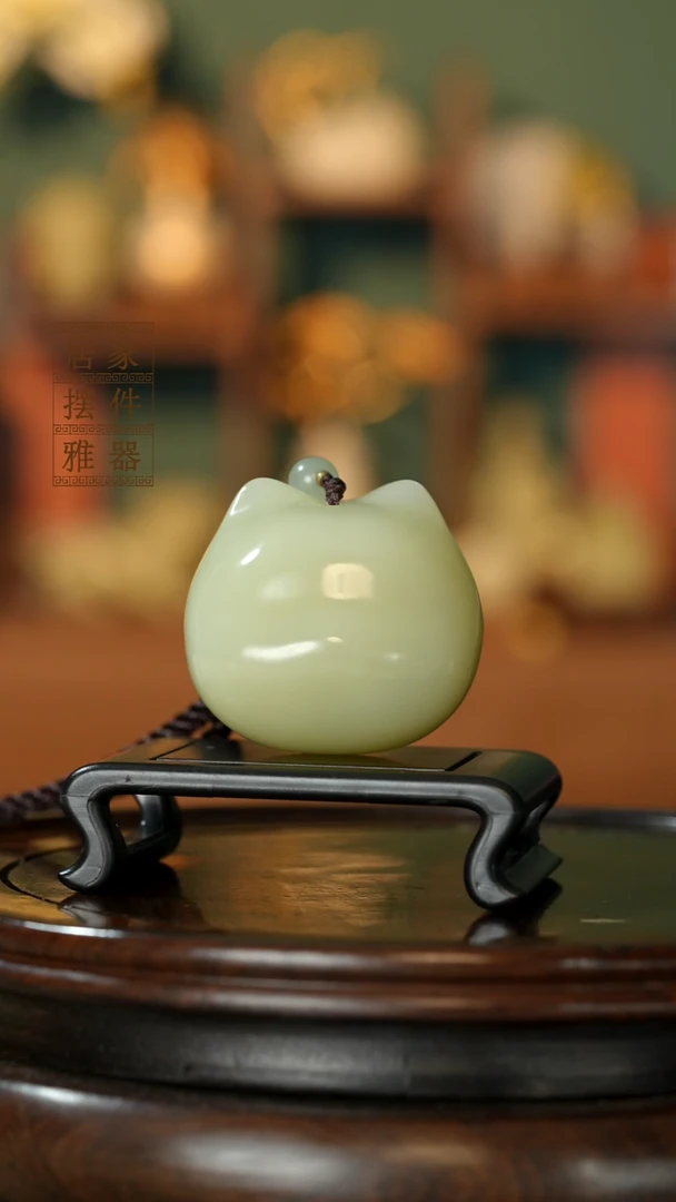 玉《纳福猫头》摆件