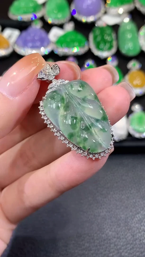 吊坠(不含链)18K金镶嵌翡翠C20