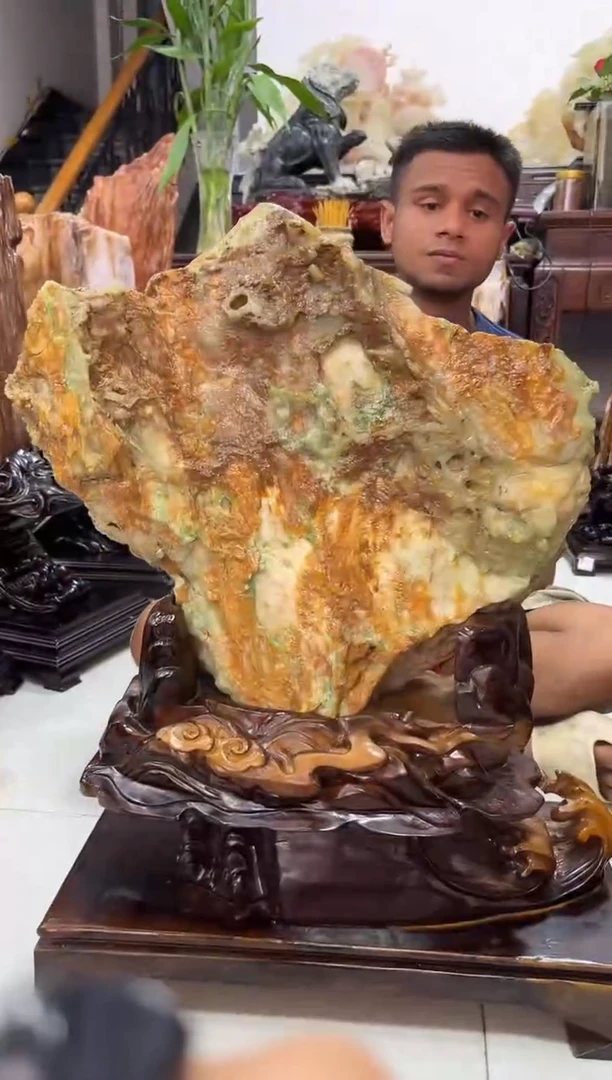 缅甸天然缅绿摆件