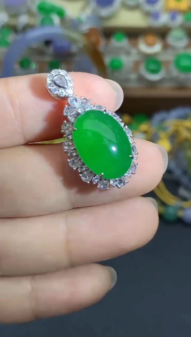 翡翠18K金镶嵌颈饰642-春日珠宝