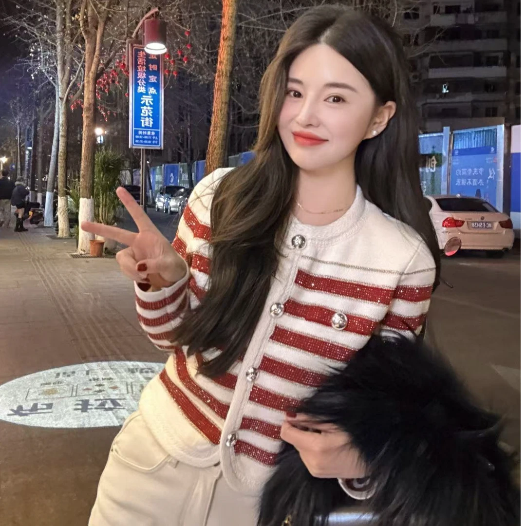 福利4.12高端时尚香香横条垫肩开衫上衣（现货）百搭宽松条纹圆