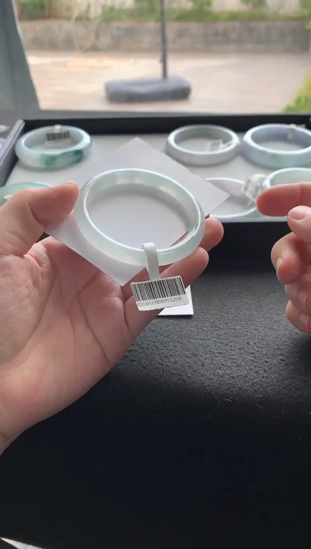 未镶嵌手镯翡翠51.6圆条Y4220买断